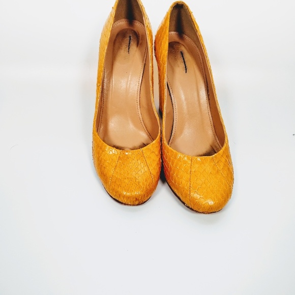 Crazy cool yellow leather J.Crew chunky heels! - Picture 8 of 8
